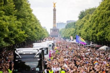 un-vehiculo-atropello-a-una-multitud-durante-el-dia-del-orgullo-en-berlin:-un-muerto-y-15-heridos
