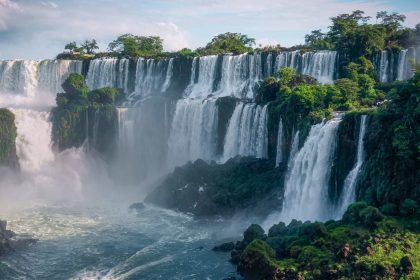 a-pesar-del-cierre-de-garganta-del-diablo,-iguazu-mantiene-alta-ocupacion-y-espera-miles-de-turistas:-“numeros-tremendos”