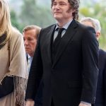las-urgencias-de-los-hermanos-milei-y-la-presion-sobre-caputo