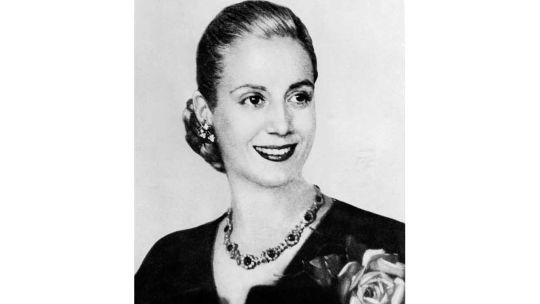 eva-peron-en-narraciones-de-walsh-y-borges