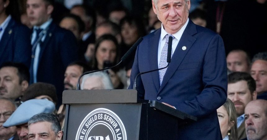la-rural-reclamo-que-las-retenciones-para-el-campo-“deben-dejar-de-existir,-por-ley-y-para-siempre”