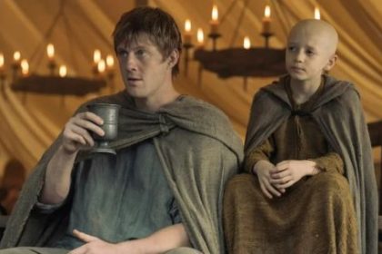 que-ver-esta-noche-en-hbo-max:-“el-caballero-de-los-siete-reinos”,-la-serie-que-confirmo-su-segunda-temporada