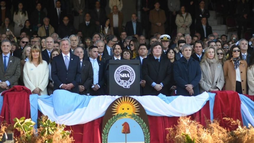 javier-milei-ratifico-que-eliminara-las-retenciones-al-campo,-pero-evito-anunciar-nuevas-medidas-en-la-rural