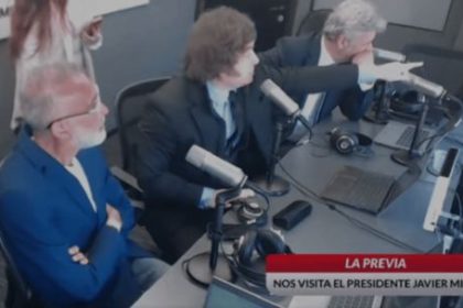 milei-cruzo-al-vasco-de-mendiguren:-“vos,-ladron,-arruinaste-el-pais-con-duhalde-y-toda-su-banda”