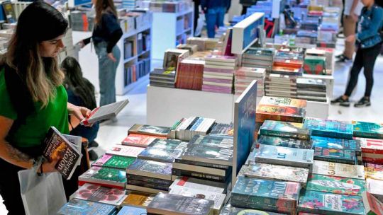 ¿desregular-es-sinonimo-de-libertad?-la-discusion-que-abrio-el-proyecto-para-eliminar-la-ley-del-libro