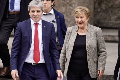 la-jefa-del-fmi-dijo-que-argentina-no-necesita-otro-prestamo-y-reconocio-que-falta-un-crecimiento-“equilibrado”