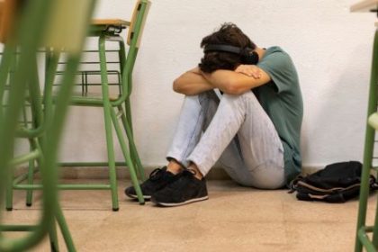 la-uba-alerto-por-vulnerabilidad-social-en-jovenes:-crece-el-fenomeno-“triple-ni”,-quienes-no-estudian,-no-trabajan-ni-buscan-empleo
