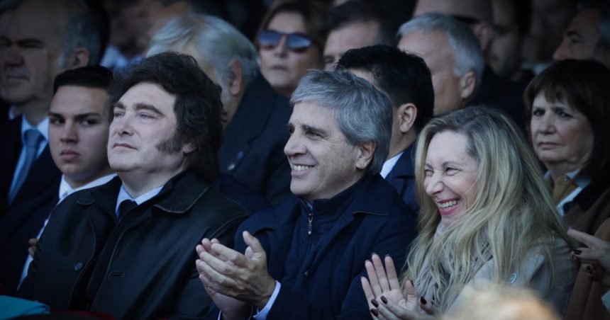 alerta-para-el-gobierno-en-una-encuesta-que-mira-el-circulo-rojo:-caida-al-nivel-de-su-peor-momento-electoral