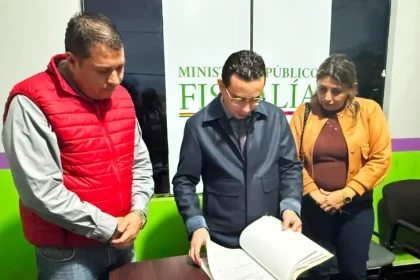 fiscal-de-santa-cruz-inspeccionando-el-asiento-fiscal-de-cotoca-para-agilizar-las-causas