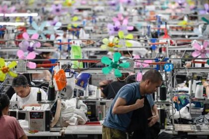 shein:-42milliards-de-dollares-de-chiffre-daffaires,-unmilliard-de-commandes,-4700nouveautes-par-jour-les-chiffres-fous-du-geant-chinois-de-lultra-fast-fashion