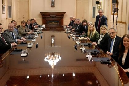 el-fmi,-con-un-ojo-en-las-reservas-y-el-otro-en-lo-social