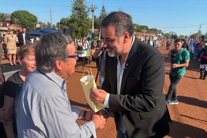 el-gobierno-provincial-reforzara-el-hospital-de-colonia-delicia-con-un-equipo-de-rayos-y-laboratorio