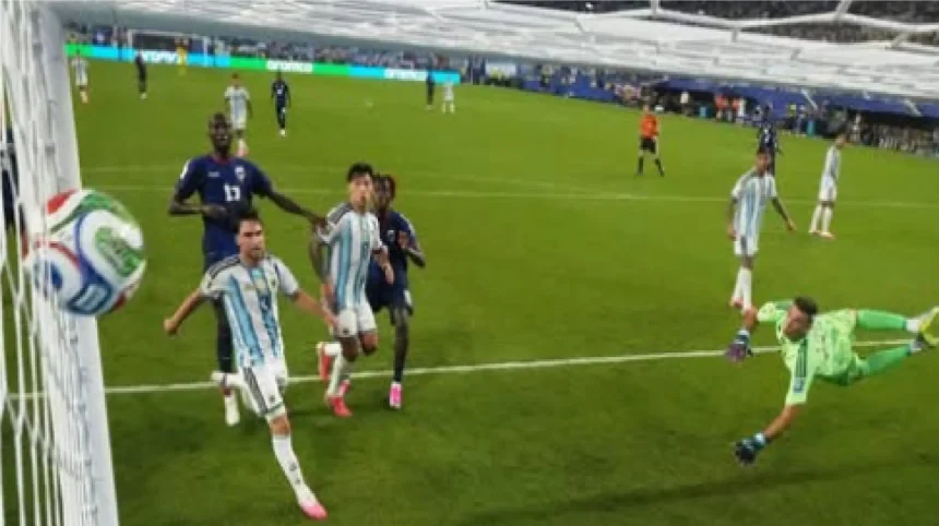 el-mejor-gol-del-mundial-fue-convertido-por-lopes-cabral