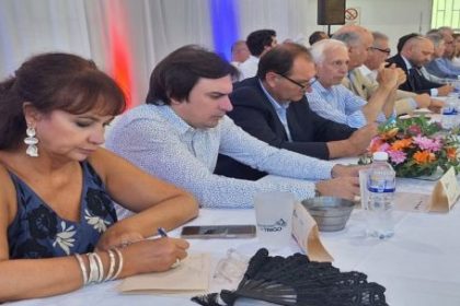 el-presidente-de-coninagro,-al-igual-que-el-de-la-rural,-no-condena-las-amenazas-de-milei-a-de-mendiguren