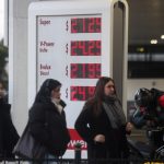 naftas:-mientras-se-demora-una-baja-en-los-precios,-la-venta-tuvo-otra-caida-en-junio-y-cerro-el-primer-semestre-en-baja