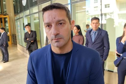 “estoy-de-acuerdo-con-limitar-los-mandatos-de-intendentes-y-diputados”,-senalo-matias-vilchez,-ministro-de-accion-cooperativa-de-misiones