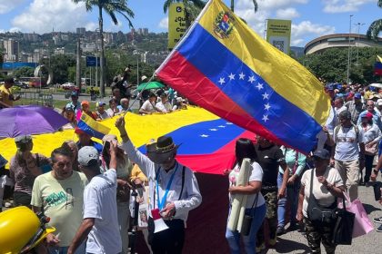 coalicion-sindical-se-planta-frente-al-cne-y-exige-elecciones-inmediatas