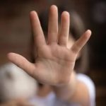 abuso-de-la-hija-de-su-pareja-mientras-se-banaba:-lo-condenaron-a-12-anos-de-prision