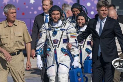 el nacimiento-de-la-nasa:-la-firma-con-la-que-eisenhower-dio-inicio-a-la-era-de-la-exploracion-espacial-civil