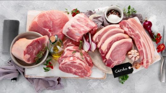 el-cerdo-dejo-de-ser-el-“plan-b”:-ya-compite-con-la-carne-vacuna-en-precio,-consumo-y-protagonismo