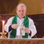 el-sacerdote-acusado-de-abusar-de-ninos-en-carlos-paz-sigue-activo-en-la-catedral-de-cordoba