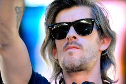 encontraron-muerto-a-kavinsky,-el-dj-frances-y-musico-de-electropop-pionero-en-el-genero-synthwave