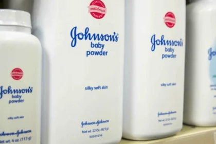 johnson-&-johnson-ofrece-u$s-5.500-millones-para-cerrar-las-demandas-por-cancer-de-su-talco-para-bebes