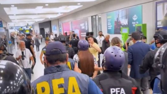 nuevas-medidas-inmigratorias:-los-motivos-por-los-que-el-gobierno-podra,-a-partir-de-ahora,-impedir-la-entrada-de-extranjeros-o-expulsarlos
