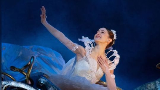marianela-nunez-hizo-historia-en-londres-con-timeless,-su-primer-espectaculo-propio-en-el-royal-ballet
