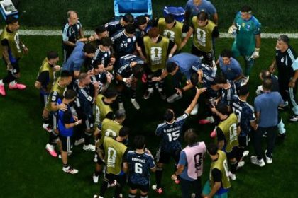 lionel-scaloni:-argentina-olio-“sangre-en-agua”-en-la-victoria-de-inglaterra