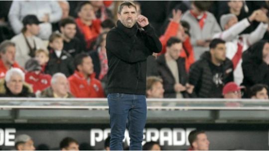 river-es-un-mundo-de-problemas:-jugadores-marginados,-la-crisis-futbolistica-y-un-mercado-a-contrarreloj