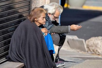 el-lado-b-del-descenso-de-la-pobreza:-la-uca-advierte-que-la-caida-es-real,-pero-mucho-menor-a-la-oficial