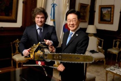 javier-milei-recibio-en-casa-rosada-al-presidente-de-corea-del-sur:-claves-de-una-visita-historica-con-eje-en-inversiones-y-minerales