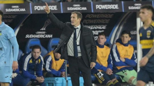 por-que-el-boca-del-vasco-arruabarrena-no-logra-sacarse-la-mochila-del-equipo-de-ubeda