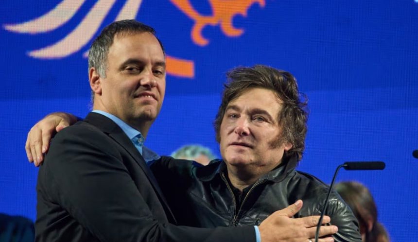 milei-volvio-a-defender-a-adorni-y-sostuvo-que-confia-en-su-inocencia:-“para-mi,-es-honesto”