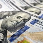 no-afloja-la-demanda-de-dolares:-en-junio,-un-millon-y-medio-de-personas-compraron-us$-2.443-millones