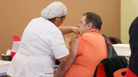 campana:-ya-se-vacunaron-mas-de-6-millones-de-personas-contra-la-gripe