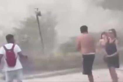 italia:-al-menos-10-personas-heridas-por-un-terremoto-de-magnitud-4,7-cerca-de-napoles