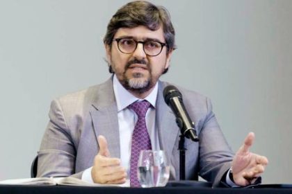 rafael-valim:-“vamos-a-trabajar-para-que-cfk-pueda-presentarse-a-elecciones-si-quiere”
