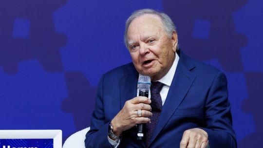 oil-billionaire-hamm-seeks-to-expand-in-argentina’s-shale-patch