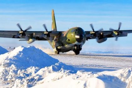 how-pilots-land-aircraft-at-marambio-base,-argentina’s-most-challenging-antarctic-airstrip