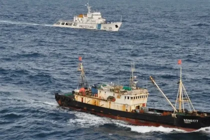 aplican-multa-millonaria-a-buques-chinos-por-pesca-ilegal-en-el-mar-argentino