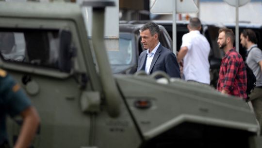 “ceuta-esta-en-razonable-normalidad”:-el-gobierno-de-pedro-sanchez-trata-de-cerrar-la-crisis-migratoria