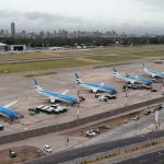 el-fuerte-temporal-provoco-cancelaciones-y-hay-mas-de-30-vuelos-demorados-en-aeroparque-y-ezeiza