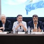 avanzada-libertaria:-cumbre-con-santilli-por-2027,-cruces-con-la-provincia-y-mas-guinos-a-intendentes-del-interior