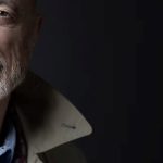 arturo-perez-reverte:-“la-guerra-tiene-su-olor-particular,-no-se-olvida-nunca”