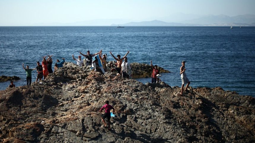 al-menos-72-migrantes-marroquies-murieron-intentando-entrar-al-enclave-espanol-de-ceuta