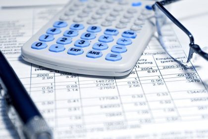 por-la-crisis-de-ingresos-y-salarios,-el-62%-de-los-argentinos-se-endeudo-para-cubrir-gastos-basicos