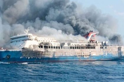 incendio-en-un-ferry-en-indonesia:-al-menos-cinco-muertos-y-mas-de-40-desaparecidos