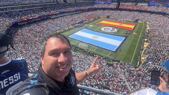 de-chaco-al-mundial:-19.000-kilometros-junto-a-la-seleccion-y-una-tarde-historica-ante-inglaterra